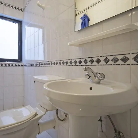 Aparthotel White Dolphin Complex