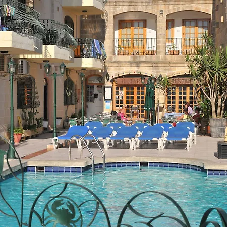 White Dolphin Complex 3* Qawra