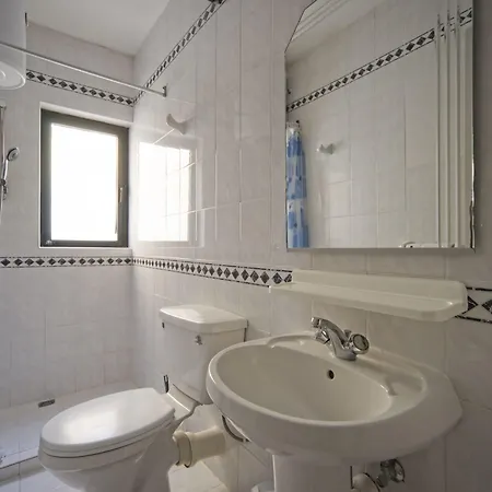 White Dolphin Complex 3*