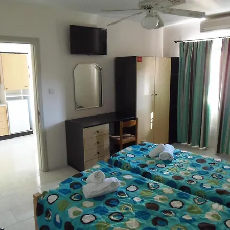 White Dolphin Complex 3*