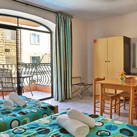 White Dolphin Complex Qawra