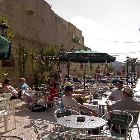 White Dolphin Complex 3* Qawra