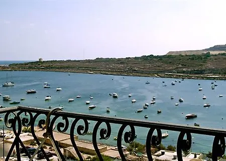 Aparthotel White Dolphin Complex