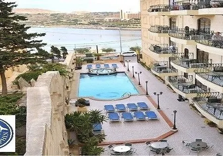 White Dolphin Complex 3* Qawra