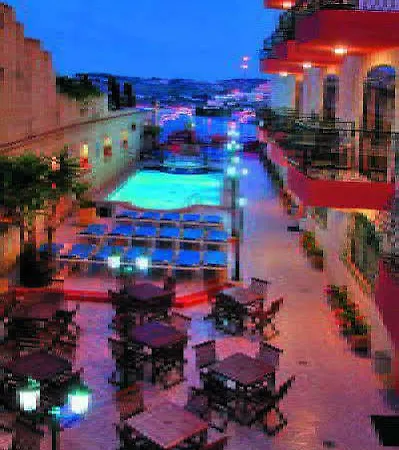 Aparthotel White Dolphin Complex 3*