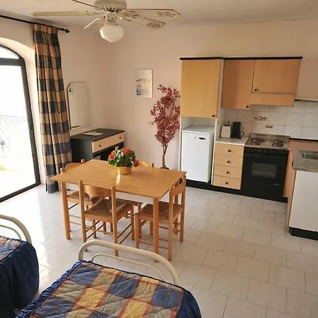 Appart hôtel White Dolphin Complex 3*