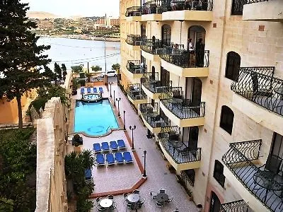 Lejlighedshotel White Dolphin Complex