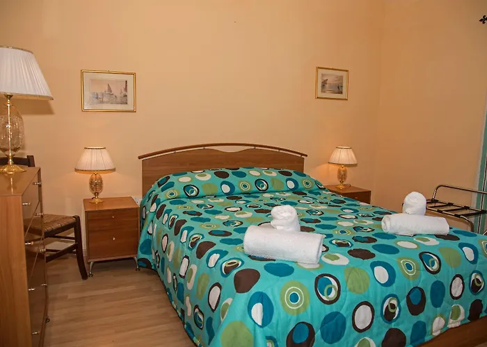 White Dolphin Complex Ξενοδοχείο με διαμερίσματα