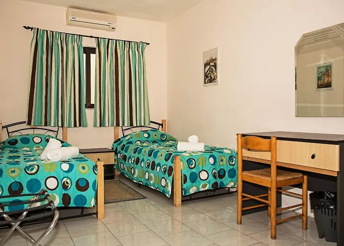 White Dolphin Complex Lejlighedshotel