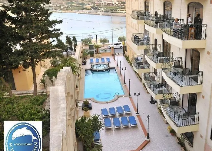 White Dolphin Complex Qawra