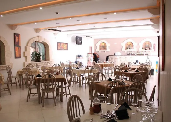 White Dolphin Complex Qawra