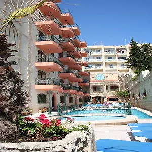 White Dolphin Complex Qawra