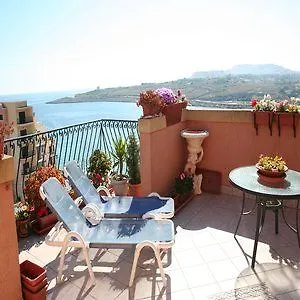 Lejlighedshotel White Dolphin Complex