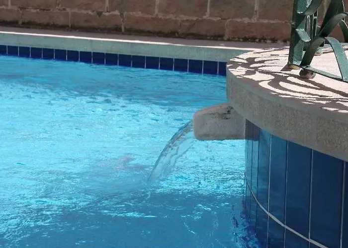 White Dolphin Complex Lejlighedshotel Qawra