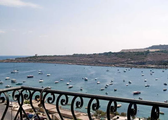 Ξενοδοχείο με διαμερίσματα White Dolphin Complex Qawra