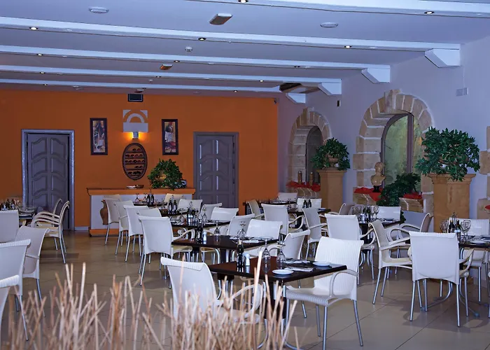 White Dolphin Complex 3* Qawra