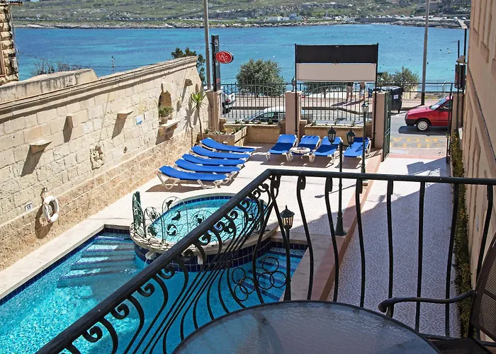 White Dolphin Complex Ξενοδοχείο με διαμερίσματα Qawra