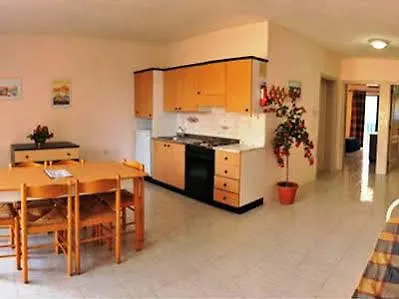 Ξενοδοχείο με διαμερίσματα White Dolphin Complex Qawra