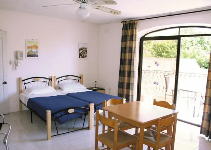 White Dolphin Complex Lejlighedshotel Qawra